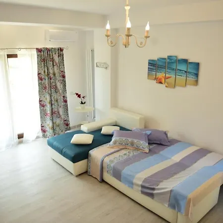 Elmar Luxury Apartment