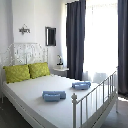 Elmar Luxury Apartment