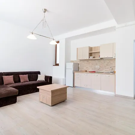 Elmar Luxury Apartment