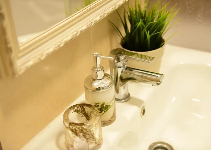 Elmar Luxury Apartment Navodari