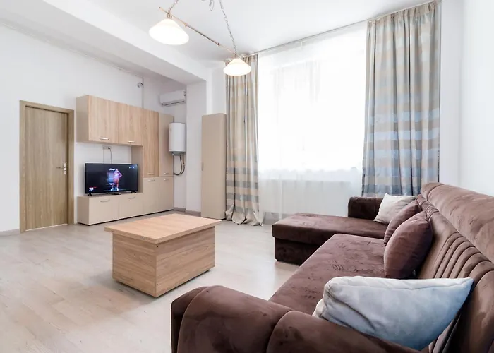 Elmar Luxury Navodari